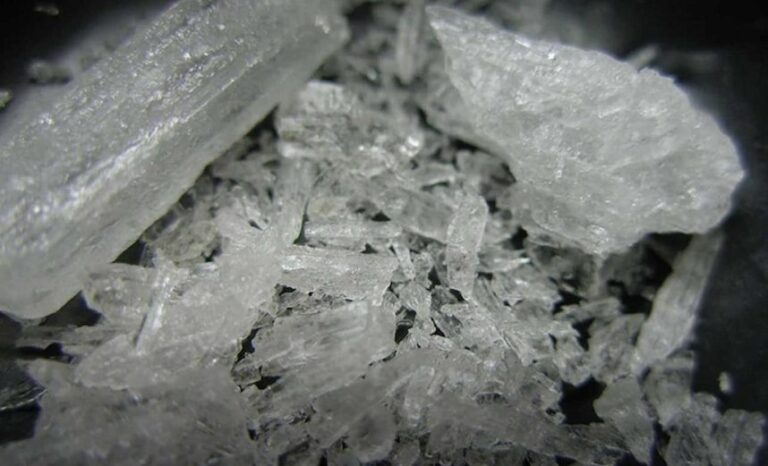 கல்பிட்டி கடற்கரையில் ஒரு தொகை ஐஸ்