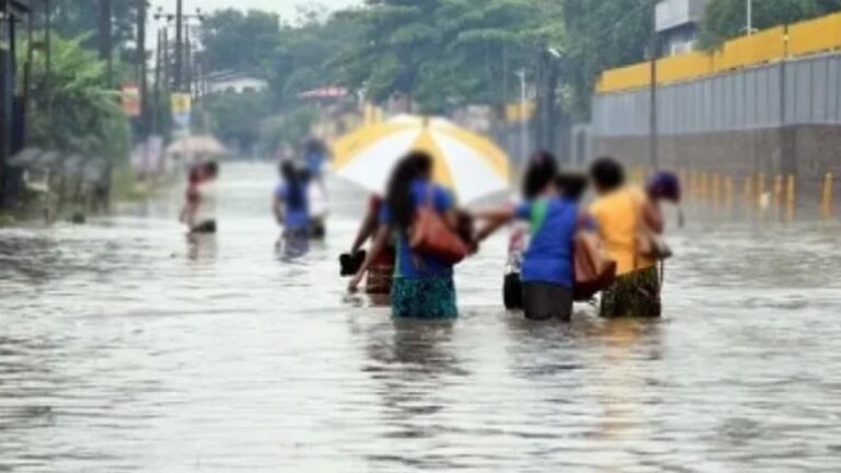 வெள்ள அபாய எச்சரிக்கை நீடிப்பு